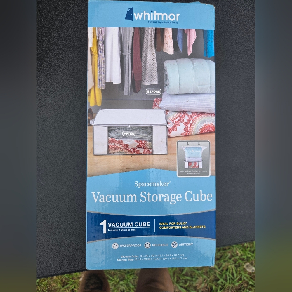 Gray Vacuum Storage Cube for Efficient Organization